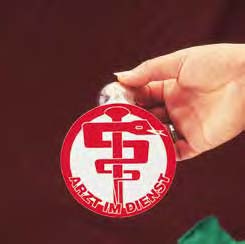 autoschild_arzt_im_dienst